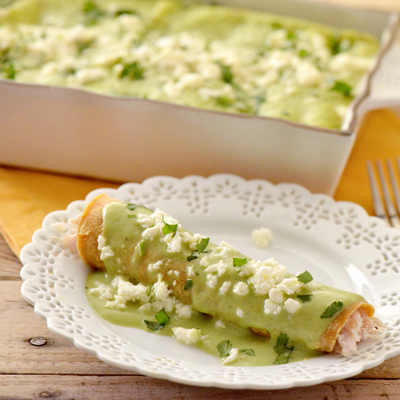 Enchiladas en Salsa de Aguacate